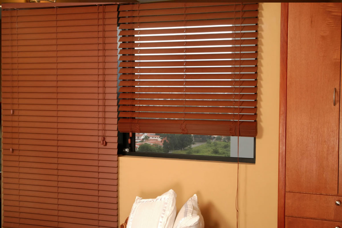 imitacion_madera/cortina_imitacion_madera_3